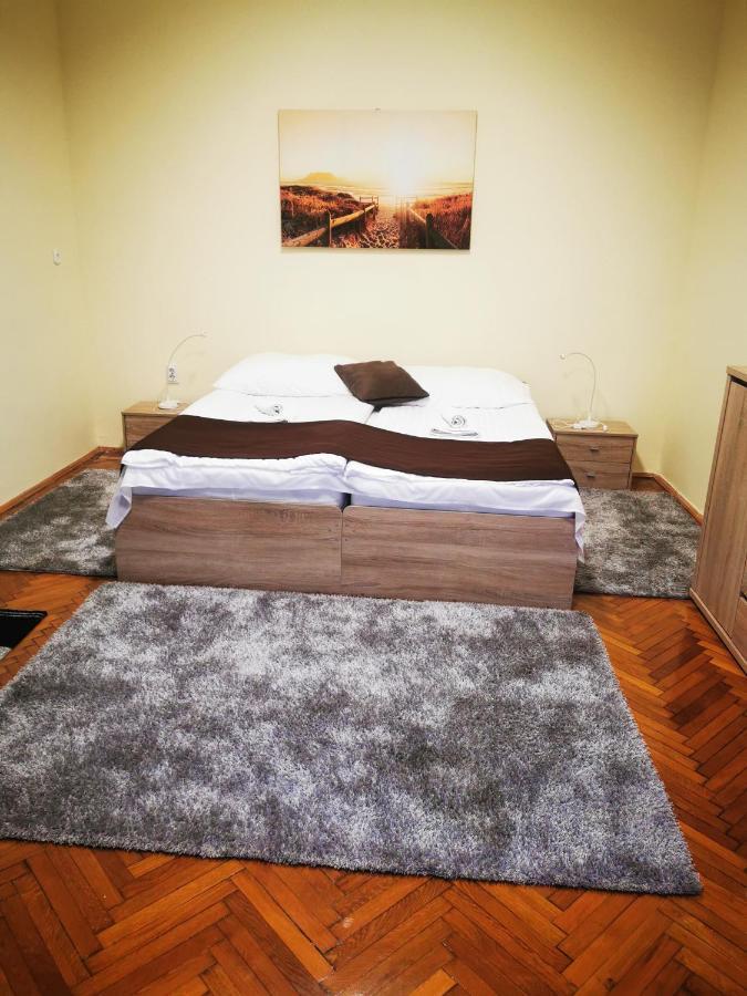 Baross-Hat 5 Szolnok Exterior foto